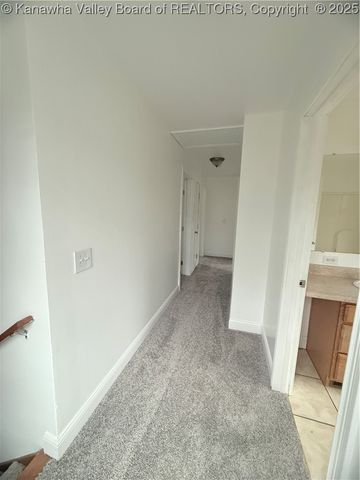 311 Reservoir Road, Madison, WV 25130