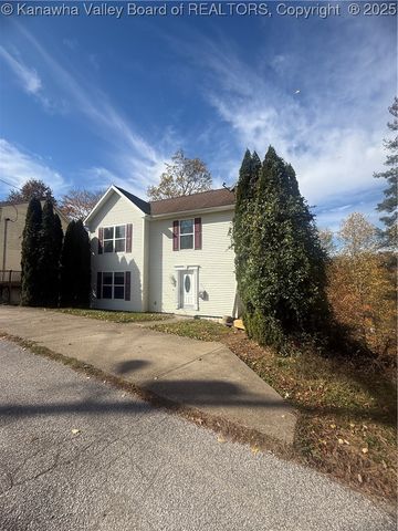 311 Reservoir Road, Madison, WV 25130