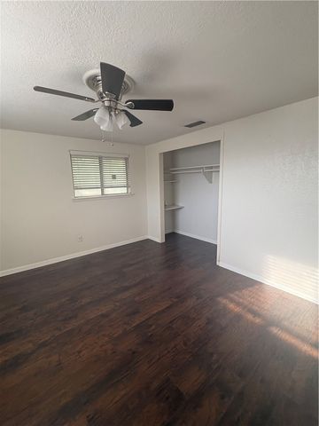 4622 Coventry, Corpus Christi, TX 78411