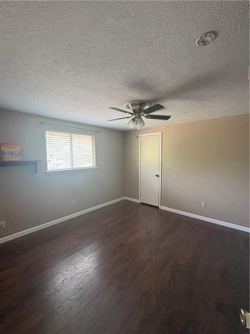 4622 Coventry, Corpus Christi, TX 78411