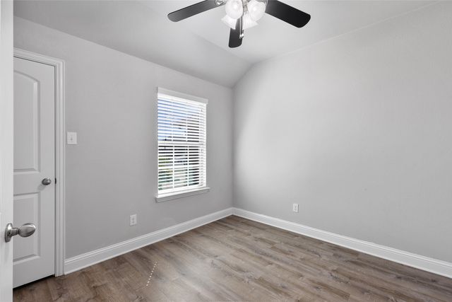 1112 Colony Drive, Greenville, TX 75402