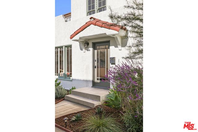 619 N Sycamore Avenue, Los Angeles, CA 90036