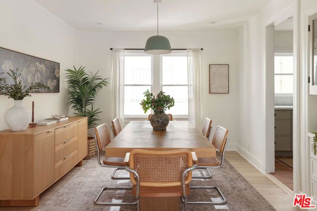 619 N Sycamore Avenue, Los Angeles, CA 90036