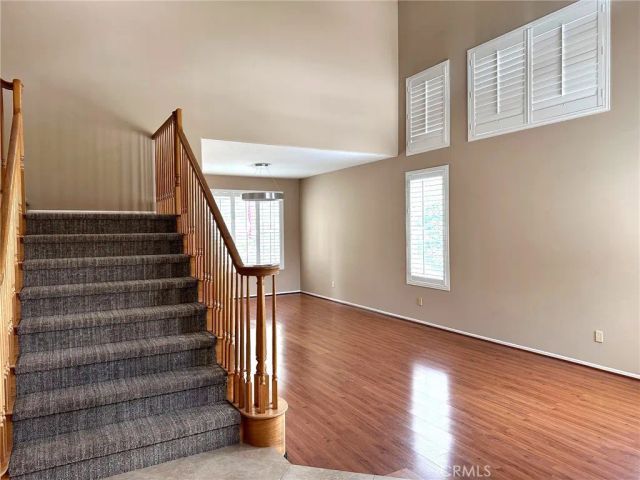 23411 Kingston, Valencia, CA 91354