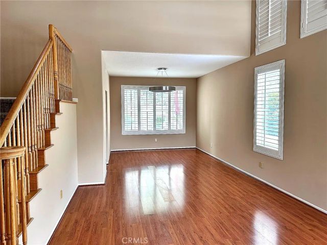 23411 Kingston, Valencia, CA 91354