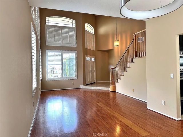 23411 Kingston, Valencia, CA 91354