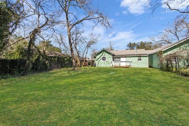 2616 46th Street, Dickinson, TX 77539