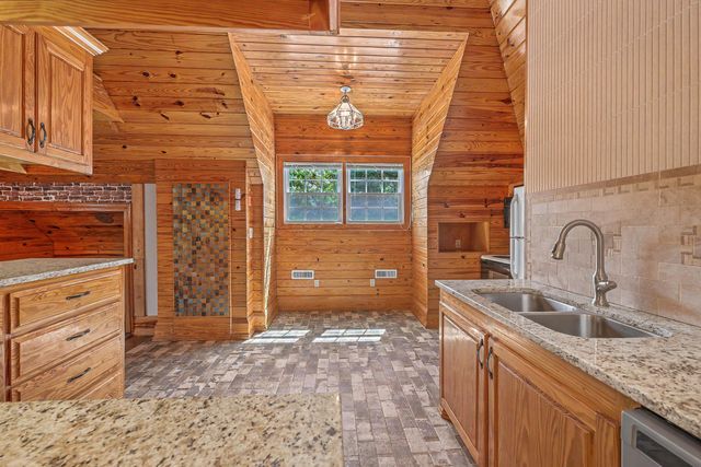 539 Central Avenue, Summerville, SC 29483
