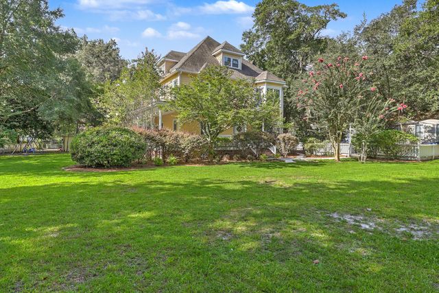 539 Central Avenue, Summerville, SC 29483