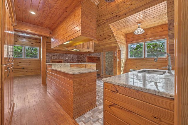 539 Central Avenue, Summerville, SC 29483