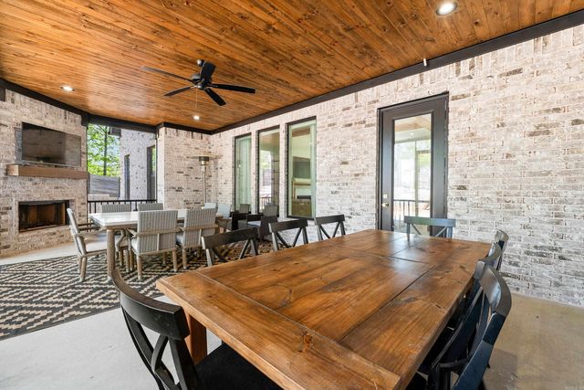 5016 Westridge Circle, Benton, AR 72019
