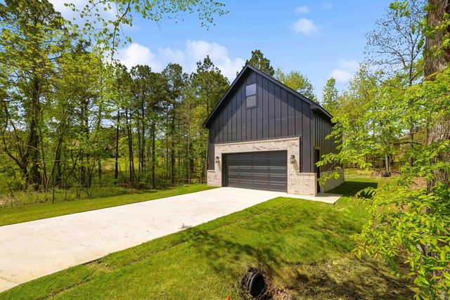 5016 Westridge Circle, Benton, AR 72019