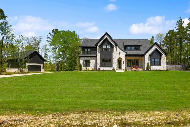 5016 Westridge Circle, Benton, AR 72019