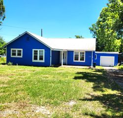 16619 Gaskin Street, Blountstown, FL 32424