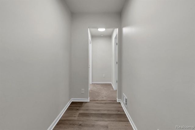 23080 Parklawn Street, Oak Park, MI 48237