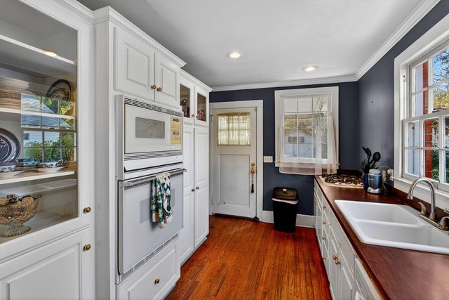 704 Carn Street, Walterboro, SC 29488