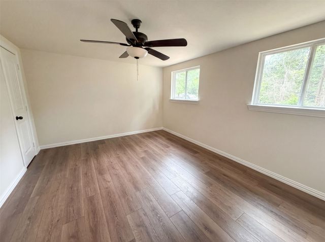123 E Merry Way, Gun Barrel City, TX 75156