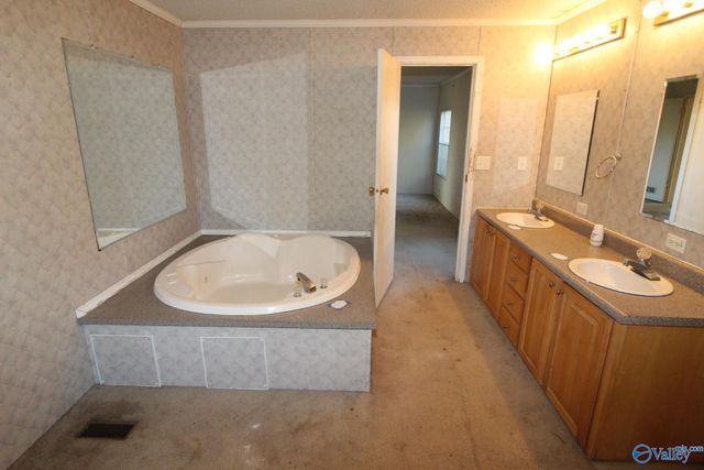 1358 Pankey Road, Guntersville, AL 35976