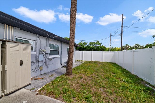 4521 EDGEWATER DRIVE 1, Orlando, FL 32804