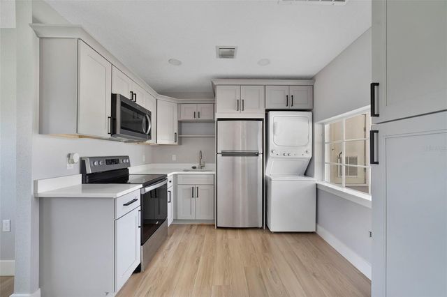 4521 EDGEWATER DRIVE 1, Orlando, FL 32804