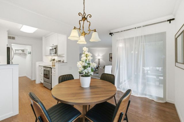 3387 Brittan Avenue 2, San Carlos, CA 94070