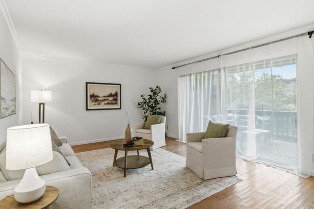 3387 Brittan Avenue 2, San Carlos, CA 94070