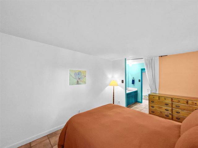 149 Calle Ojo Feliz O, Santa Fe, NM 87505