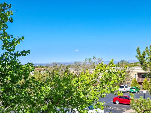149 Calle Ojo Feliz O, Santa Fe, NM 87505