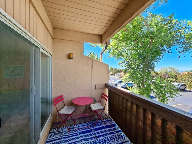 149 Calle Ojo Feliz O, Santa Fe, NM 87505