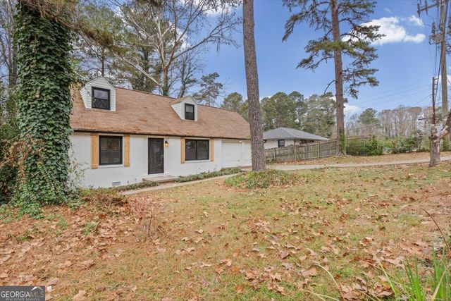 2451 Pine Drive NW, Kennesaw, GA 30152