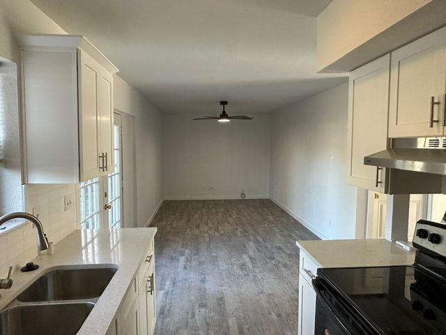 3356 P Avenue, Plano, TX 75074