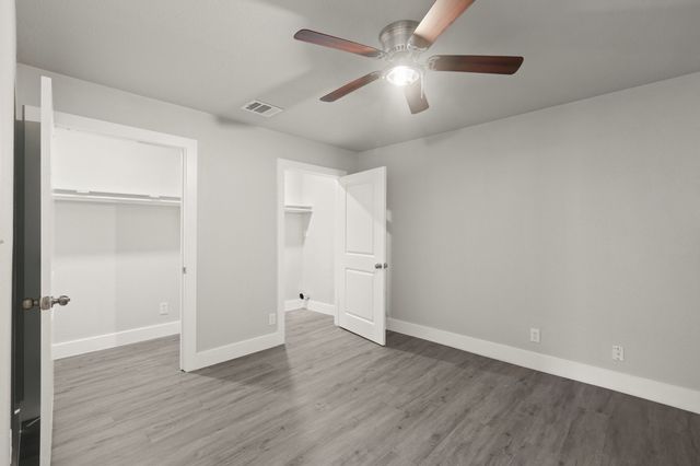 3624 Baylor Street, Forest Hill, TX 76119