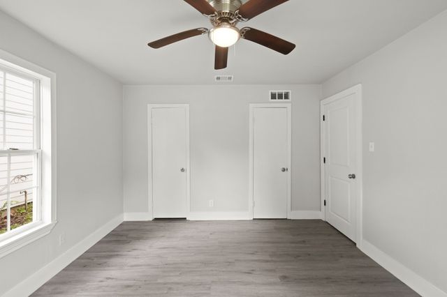 3624 Baylor Street, Forest Hill, TX 76119