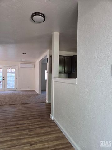 17660 Arlington Place, Tehachapi, CA 93561
