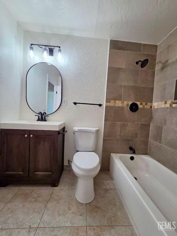 17660 Arlington Place, Tehachapi, CA 93561