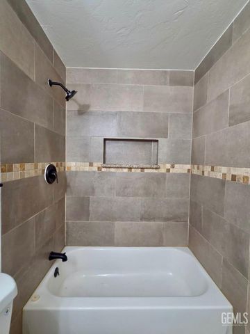17660 Arlington Place, Tehachapi, CA 93561