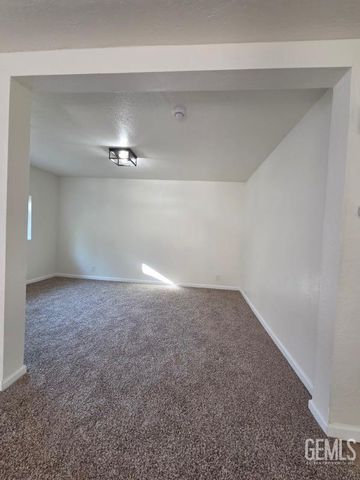 17660 Arlington Place, Tehachapi, CA 93561