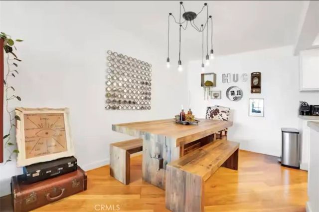911 N Kings 306, West Hollywood, CA 90069