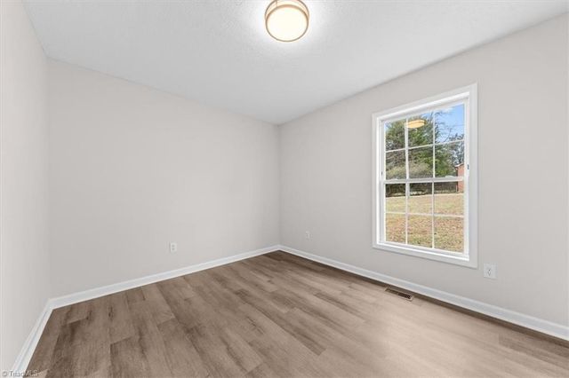 3707 Ribbon Lane, Winston-salem, NC 27107