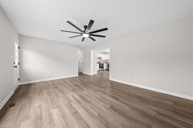 3707 Ribbon Lane, Winston-salem, NC 27107