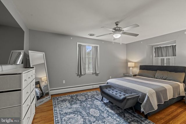 1010 WOODLANE RD, Mount Holly, NJ 08060