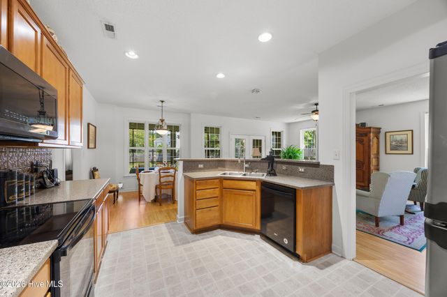 203 Skimmer Circle, Sneads Ferry, NC 28460