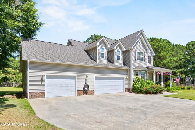 203 Skimmer Circle, Sneads Ferry, NC 28460
