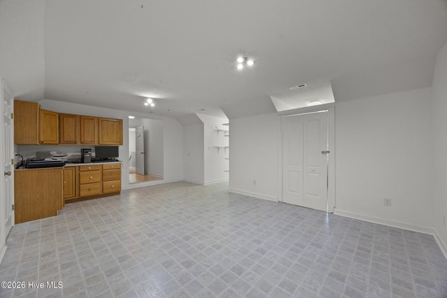 203 Skimmer Circle, Sneads Ferry, NC 28460