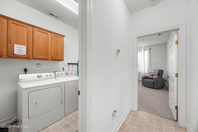 203 Skimmer Circle, Sneads Ferry, NC 28460