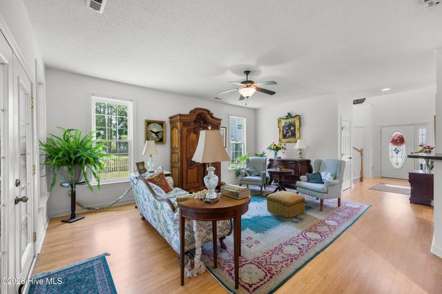 203 Skimmer Circle, Sneads Ferry, NC 28460