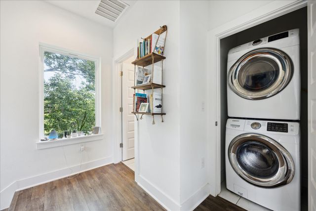 5006 Baker ST B, Austin, TX 78721