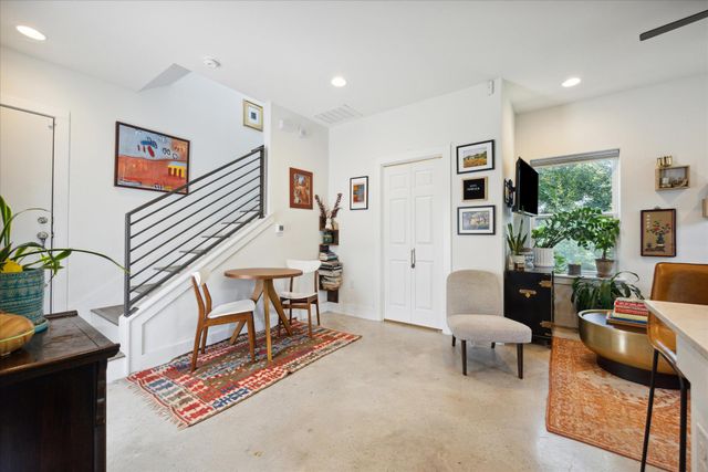 5006 Baker ST B, Austin, TX 78721