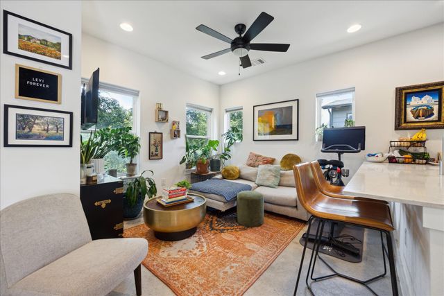 5006 Baker ST B, Austin, TX 78721