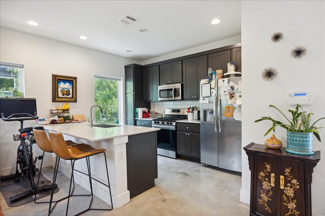 5006 Baker ST B, Austin, TX 78721